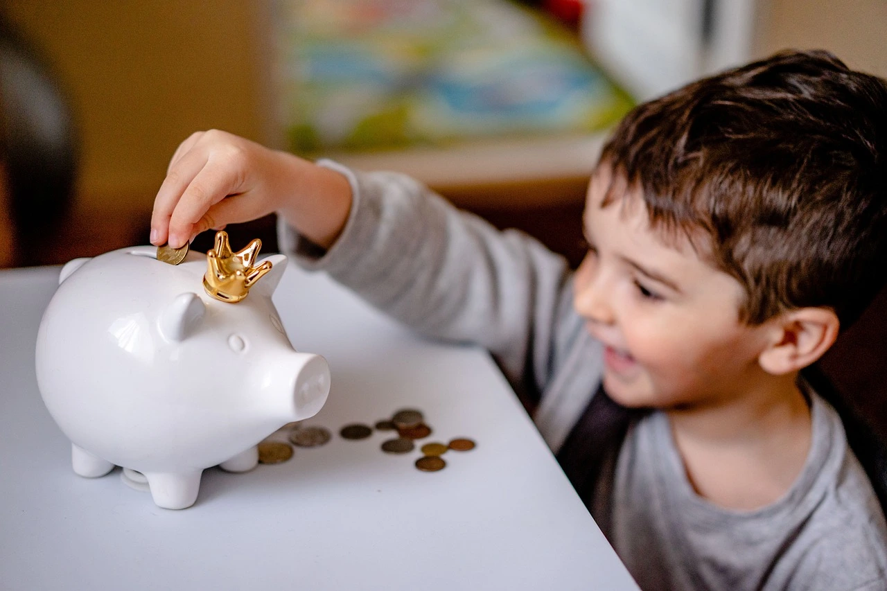 How to Raise a Money-Smart Generation